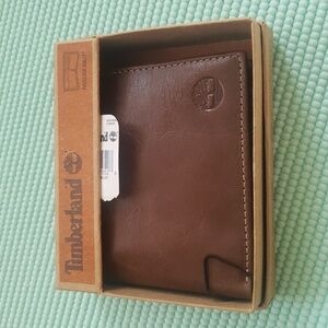 Timberland Passcase Wallet Dakota Leather Dark Brown